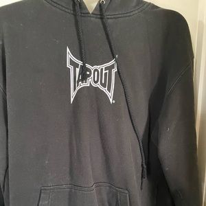 tapout jumper